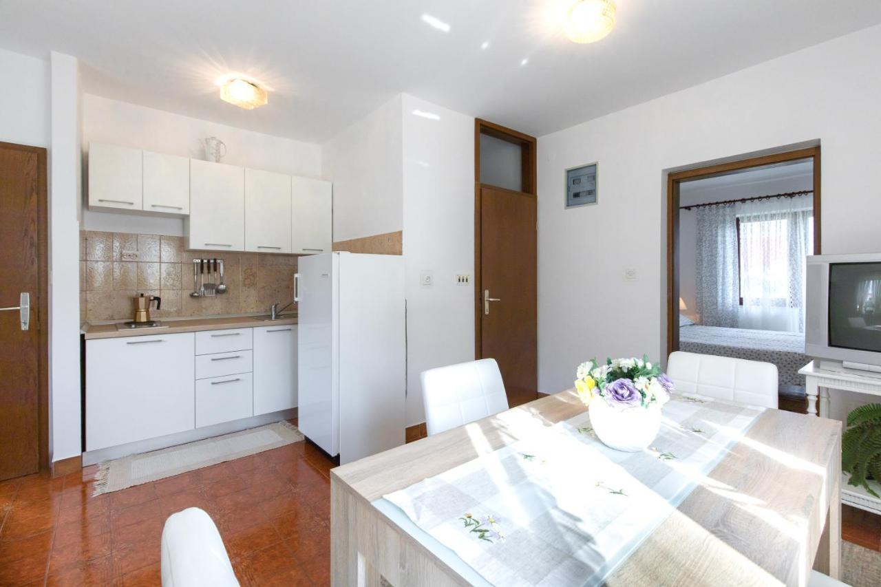 Apartment Drago *Cosy & Close To The Beach! Krk Town Εξωτερικό φωτογραφία