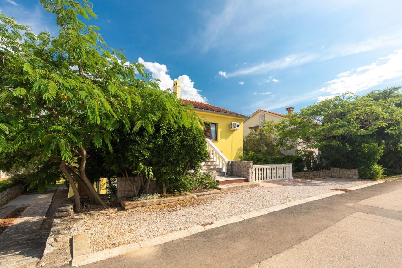 Apartment Drago *Cosy & Close To The Beach! Krk Town Εξωτερικό φωτογραφία